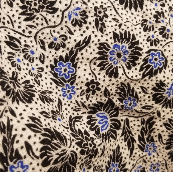 Petite White & Blue Floral Dress - Picture 5 of 6
